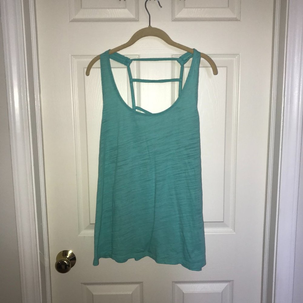 💥EUC! 14/16 Cacique Aqua Tank Top